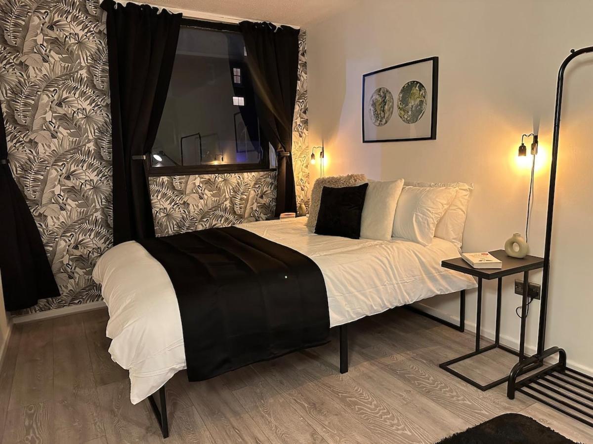 Spacious And Modern Flat In Archway ลอนดอน ภายนอก รูปภาพ