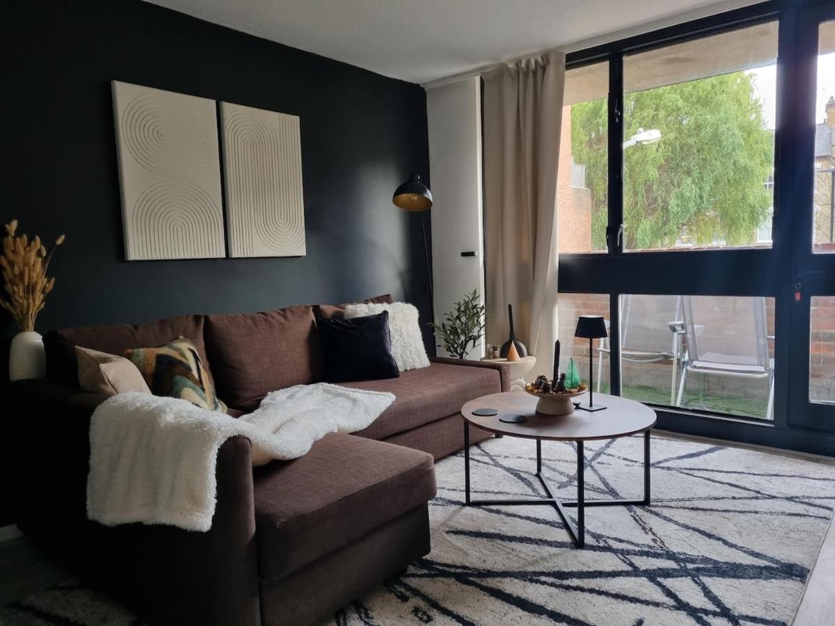 Spacious And Modern Flat In Archway ลอนดอน ภายนอก รูปภาพ
