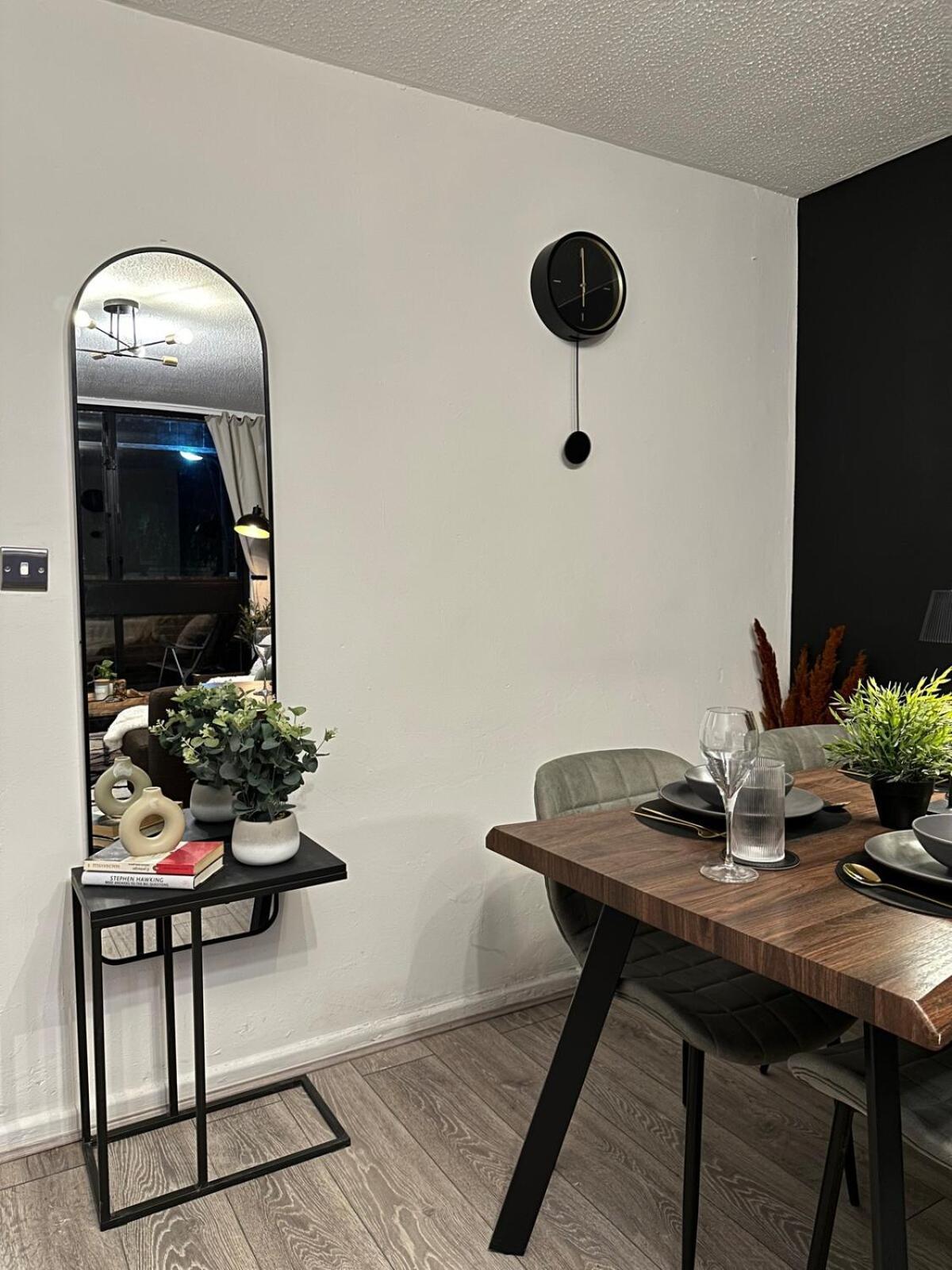 Spacious And Modern Flat In Archway ลอนดอน ภายนอก รูปภาพ