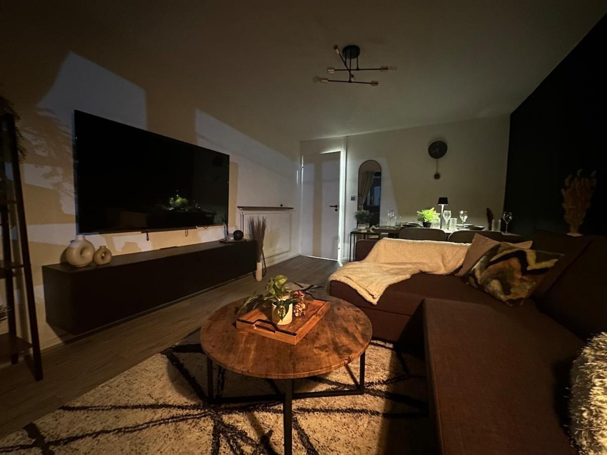 Spacious And Modern Flat In Archway ลอนดอน ภายนอก รูปภาพ