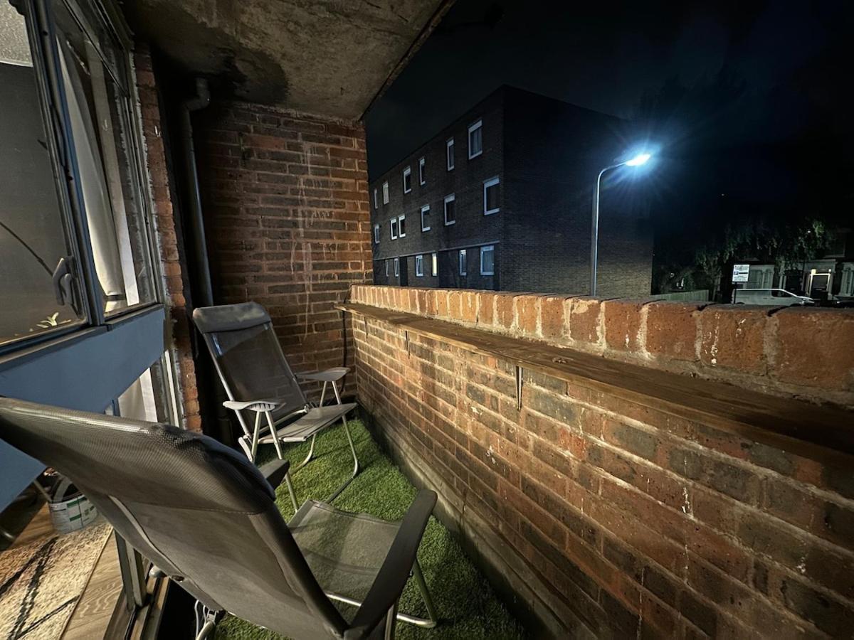 Spacious And Modern Flat In Archway ลอนดอน ภายนอก รูปภาพ