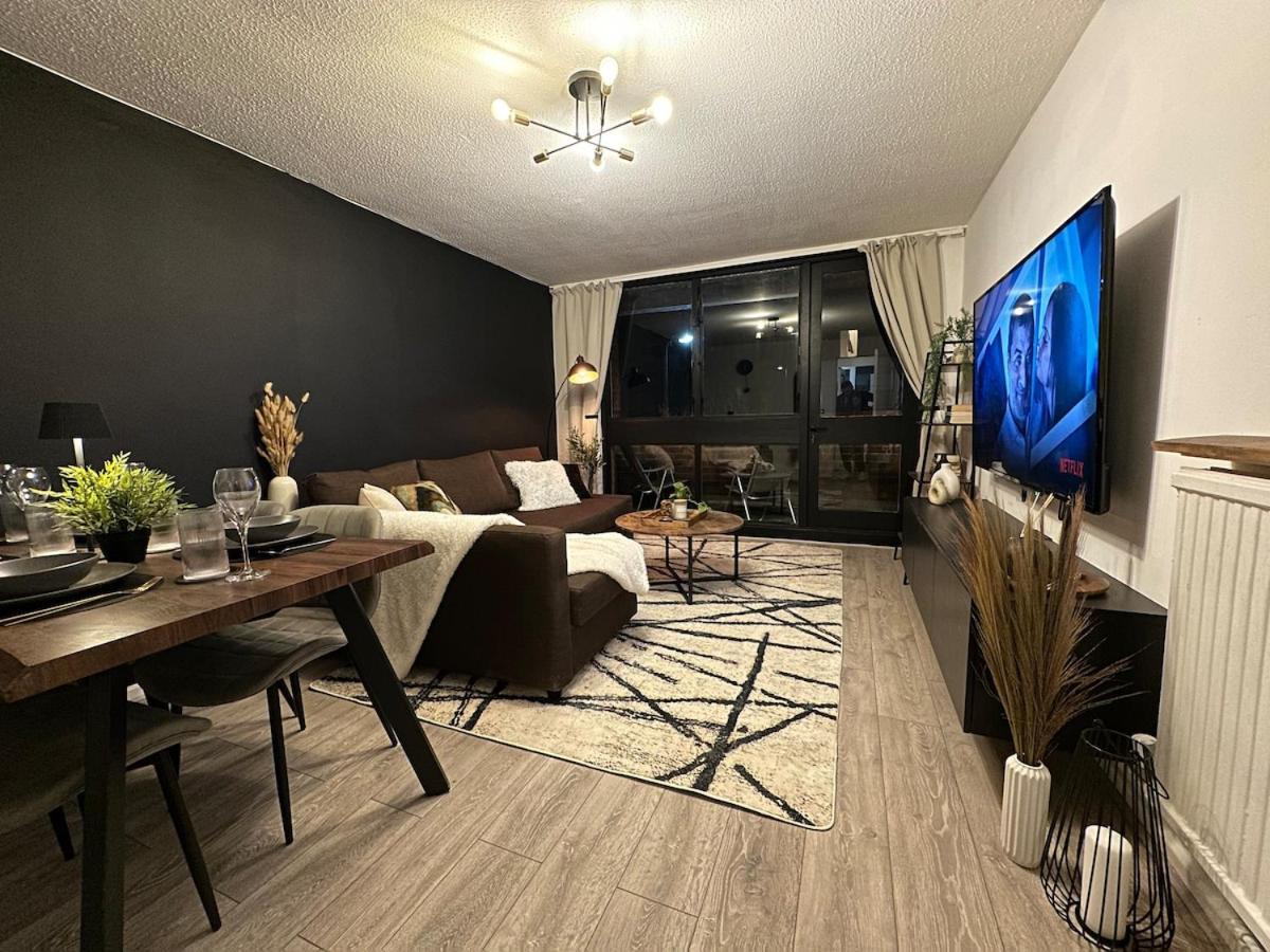 Spacious And Modern Flat In Archway ลอนดอน ภายนอก รูปภาพ
